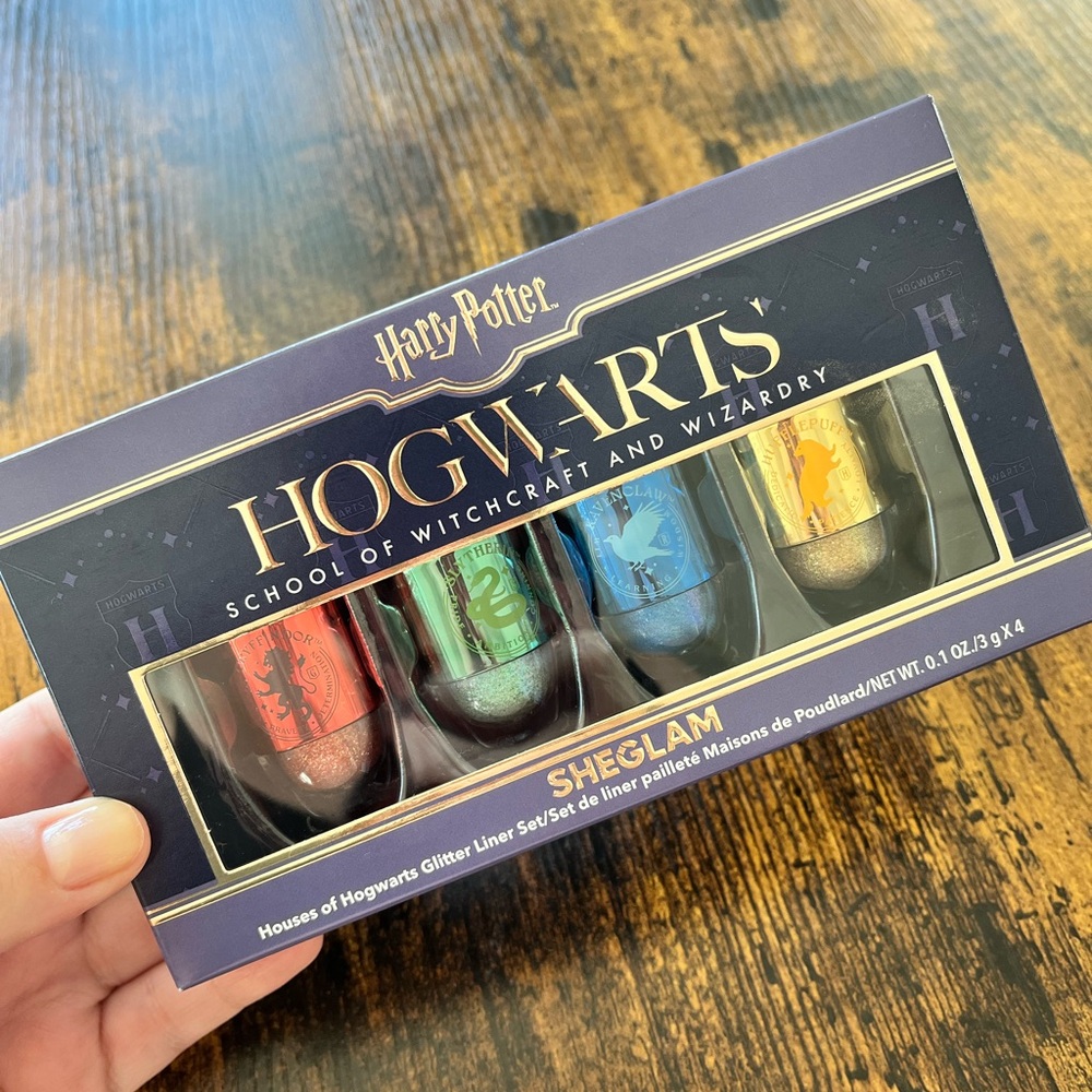 ⚡️BNIB Sheglam Hogwarts Glitter Eye Liner Set